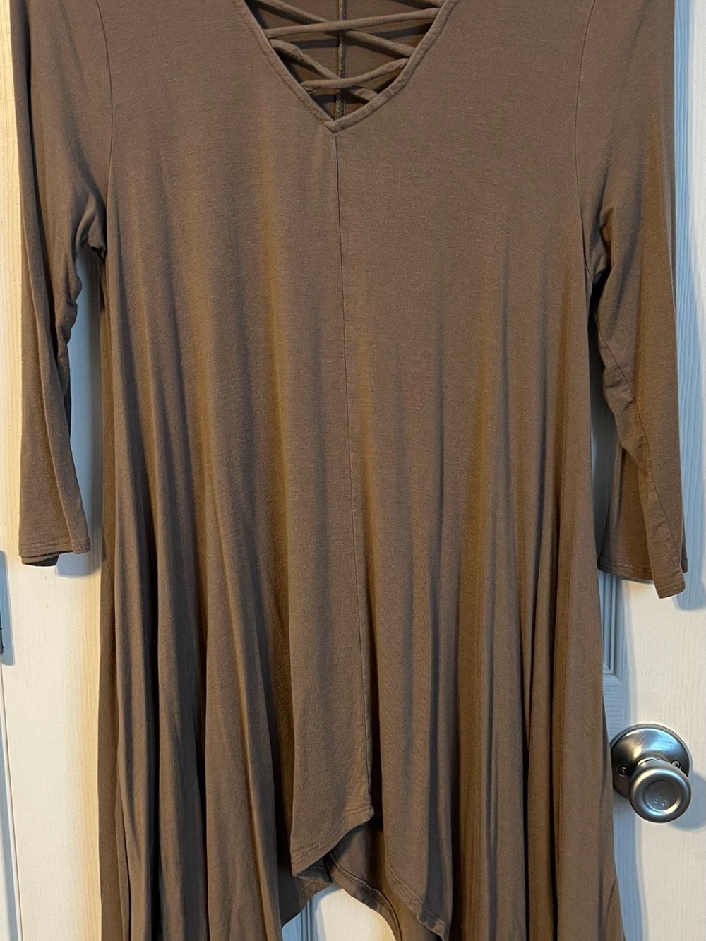 Women's Taupe V-Neck Crisscross Tunic Top